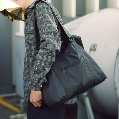 Executive Duffel: Stylish & Spacious Business Travel Bag