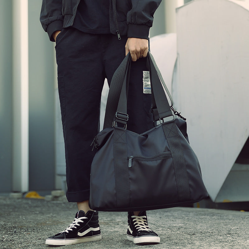 Executive Duffel: Stylish & Spacious Business Travel Bag